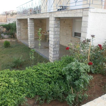 Villa Christine - Maisonettes With Fireplace Aliveri Exterior foto