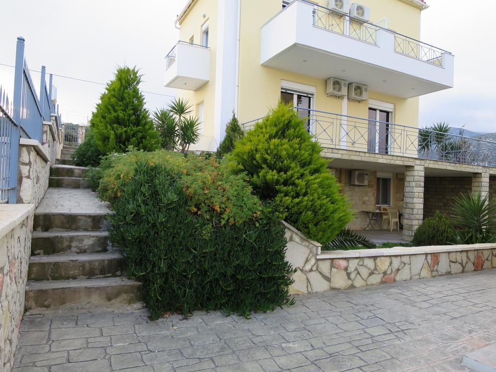 Villa Christine - Maisonettes With Fireplace Aliveri Exterior foto